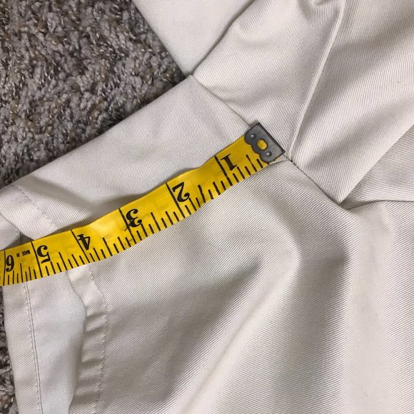 Docker Light Tan Mid-rise Khaki Shorts - Picture 5 of 6